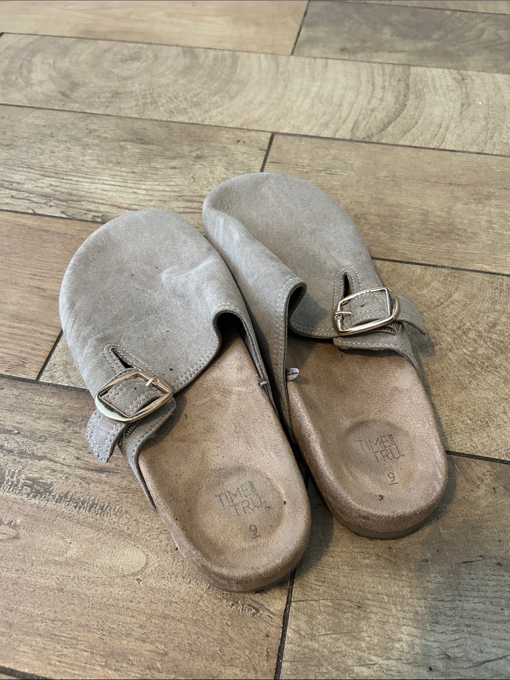 Time and Tru Taupe Faux Suede Buckle Clogs Women’s Size 9